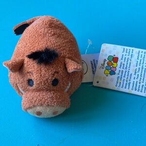 NWT Tsum Tsum Pumbaa